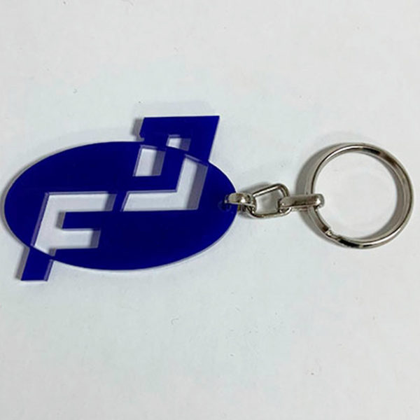 מחזיק מפתחות עם לוגו ממותג מעוצב - הדפסה אישית וחיתוך לייזר צורני